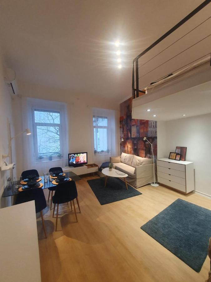 Petofi Apartment With Air Condition Будапеща Екстериор снимка